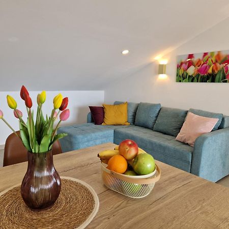 Haus Mit Meerblick Lopar Extérieur photo