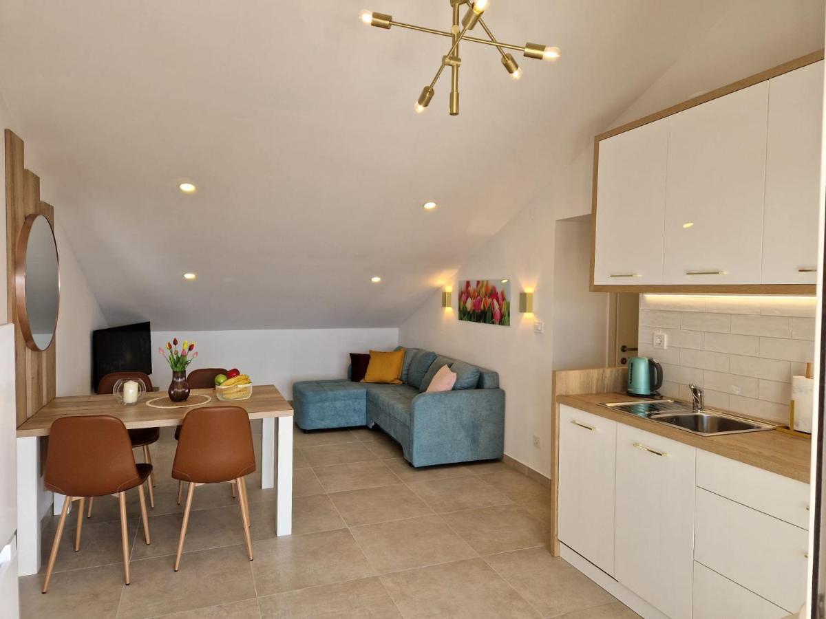 Haus Mit Meerblick Lopar Extérieur photo
