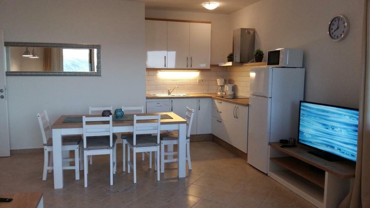 Haus Mit Meerblick Lopar Extérieur photo