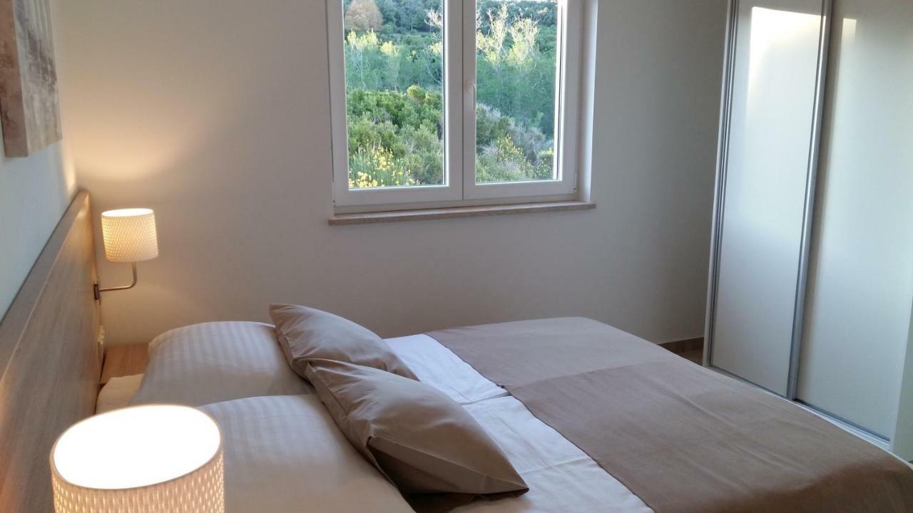 Haus Mit Meerblick Lopar Extérieur photo
